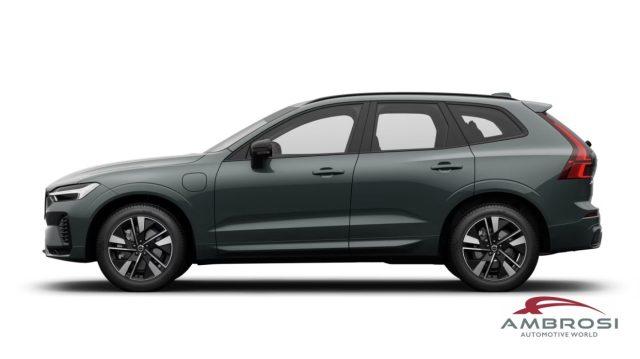 VOLVO XC60 B5 AWD Mild hybrid Benzina Plus Dark