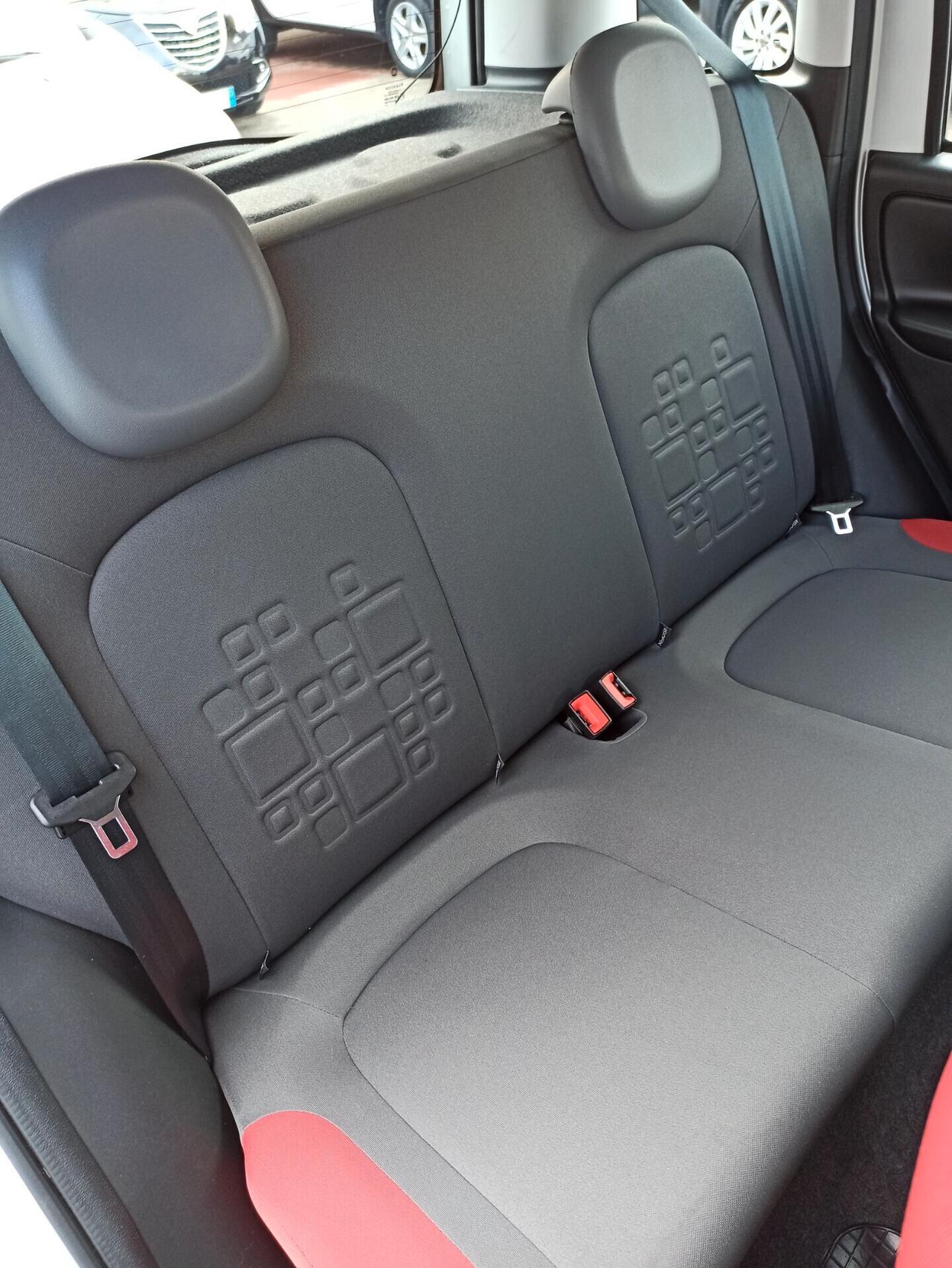 Fiat Panda 1.2 69 cv Easy Km. 21000 pari al nuovo!!!!!