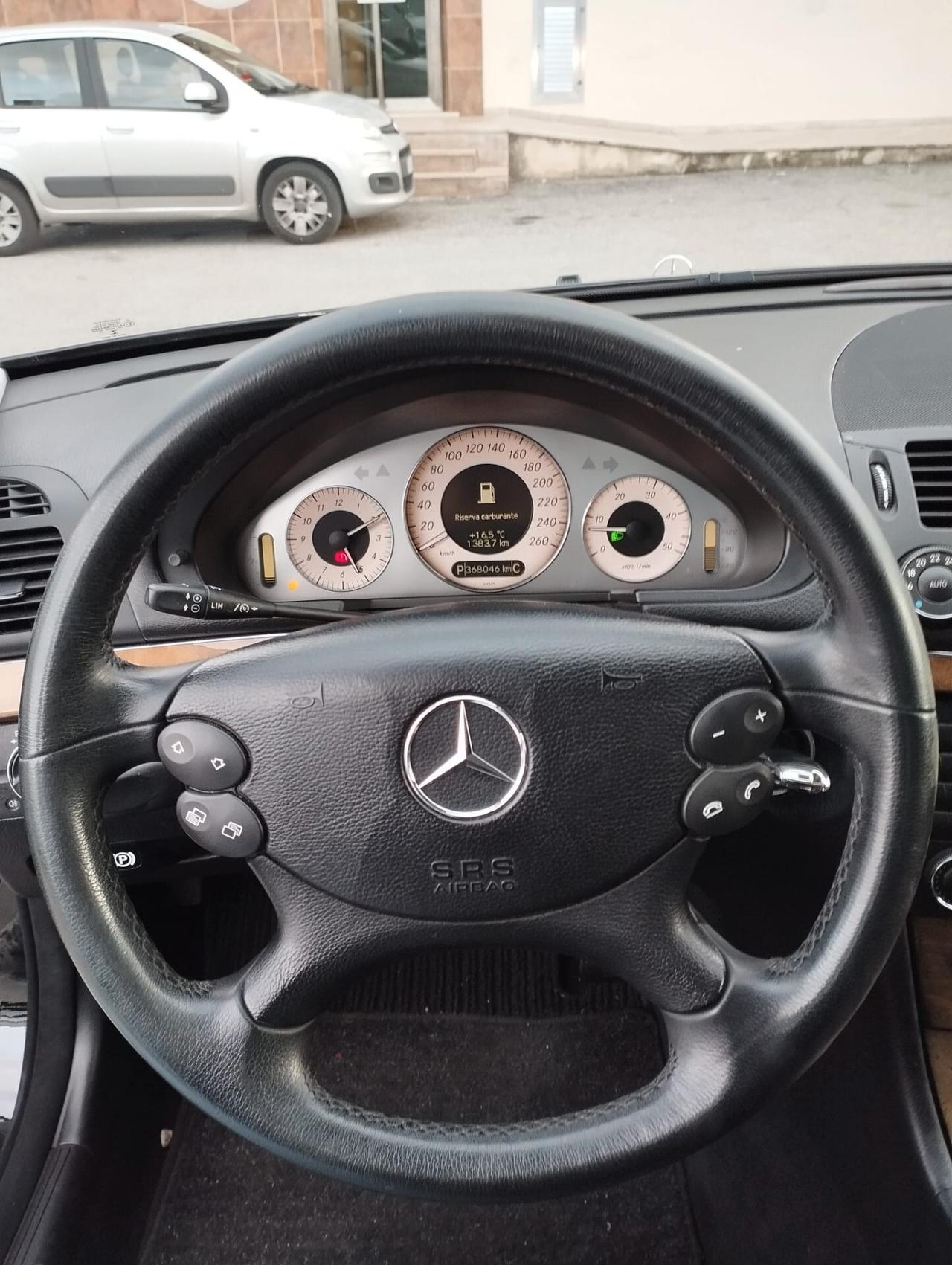 Mercedes-benz E 320 E 280 CDI cat EVO Elegance