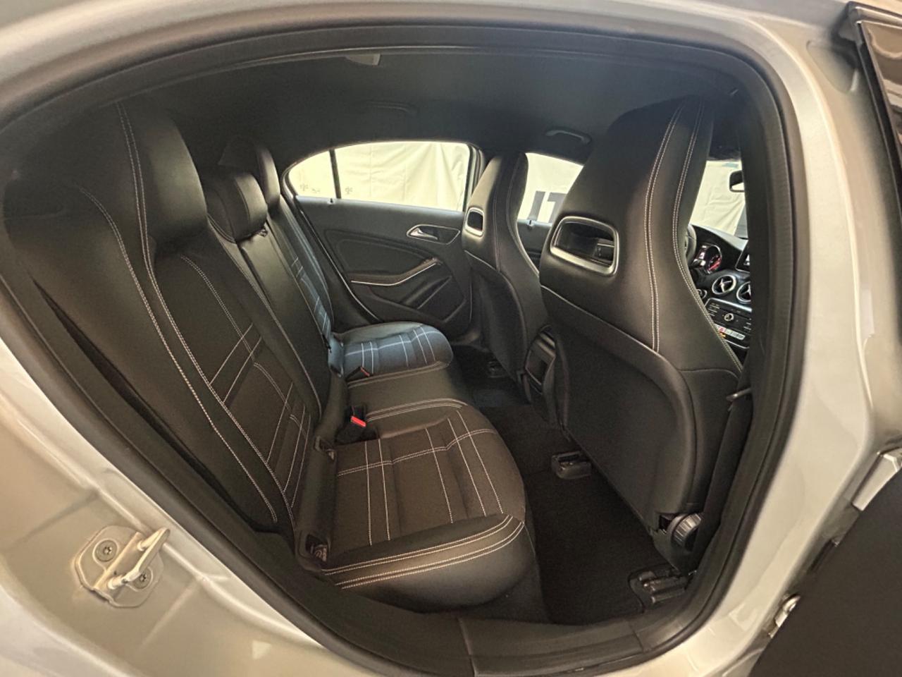 Mercedes-benz A 180 d Automatic Premium