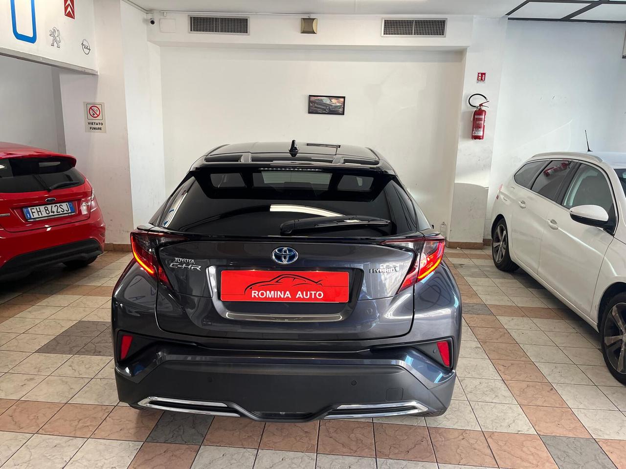 Toyota C-HR 2.0 Hybrid E-CVT Trend