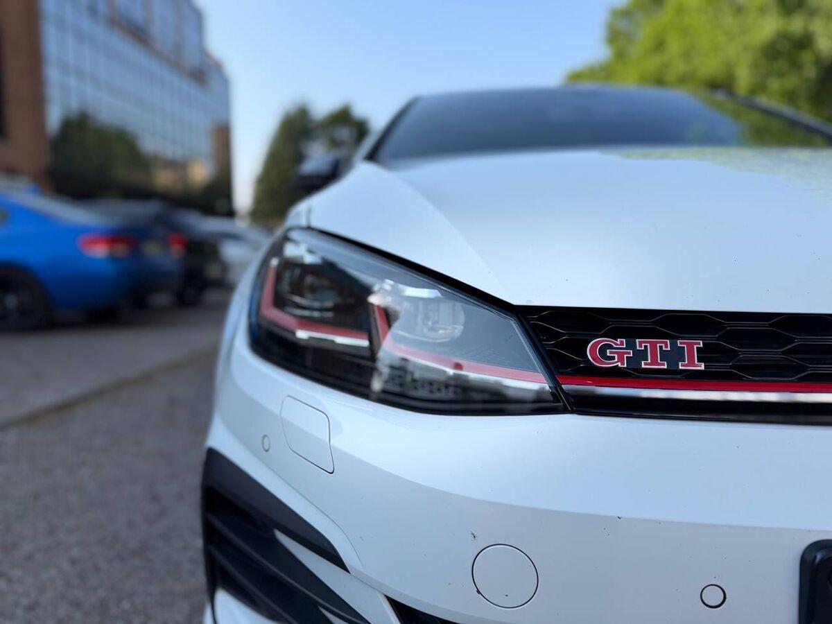 Volkswagen Golf 2.0 tsi Gti Performance 245cv dsg
