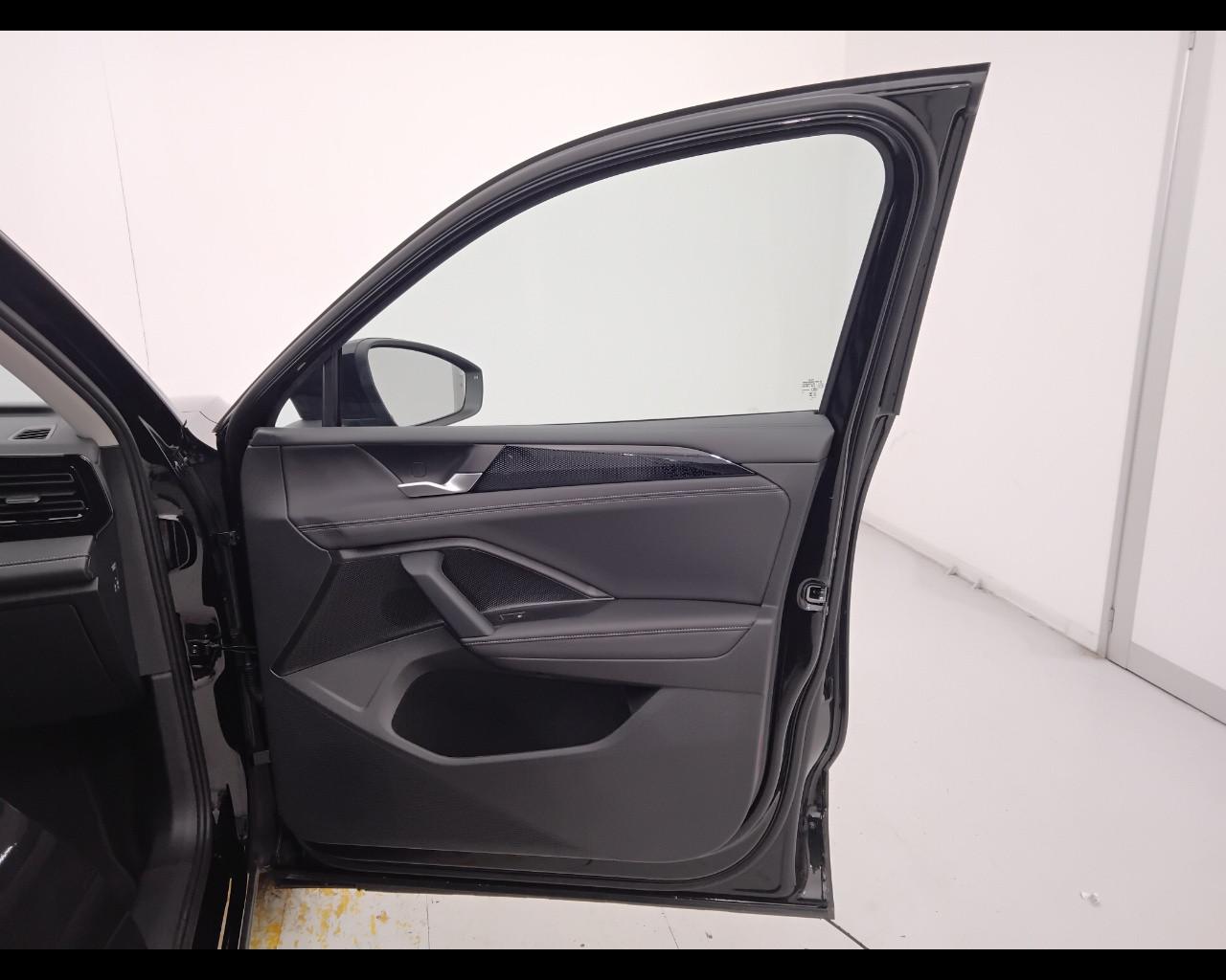 VOLKSWAGEN Tiguan III 2024 - Tiguan 1.5 tsi ehybrid Edition Plus 204cv dsg