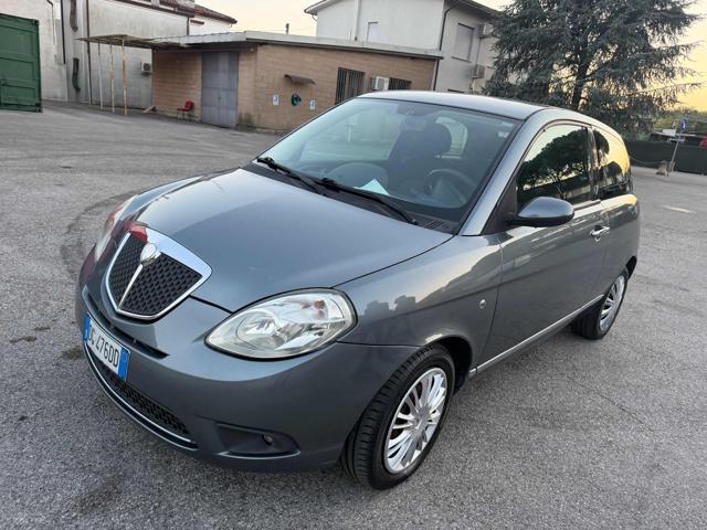 LANCIA Ypsilon 1.2 Argento senza nessun lavoro da fare