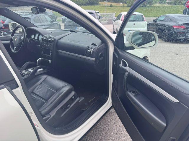 PORSCHE Cayenne 3.0 Diesel NO SUPERBOLLO