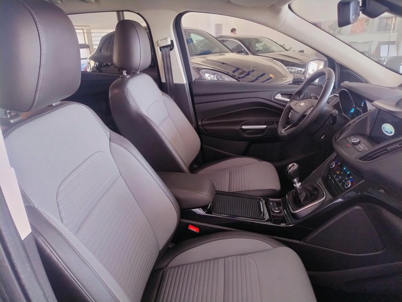 Ford Kuga 1.5 TDCI 120 CV S&S 2WD Titanium