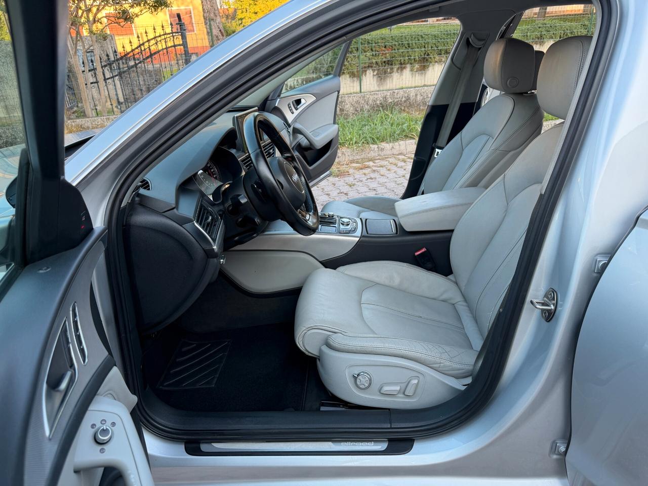 Audi A6 Allroad 3.0 TDI Quattro Business plus