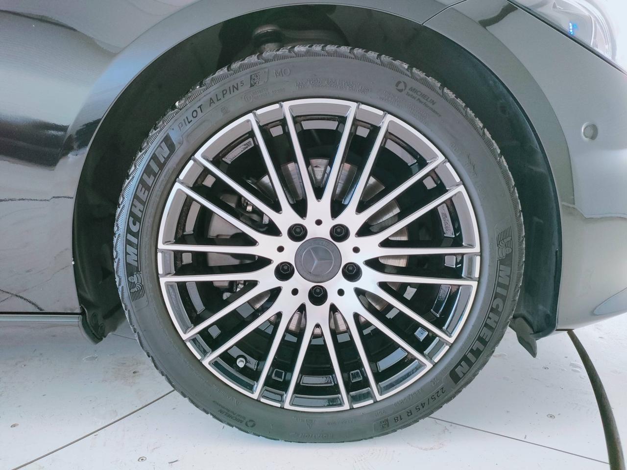 Mercedes-Benz Classe C-S206 SW 2021 - C SW 220 d mhev Sport Plus auto