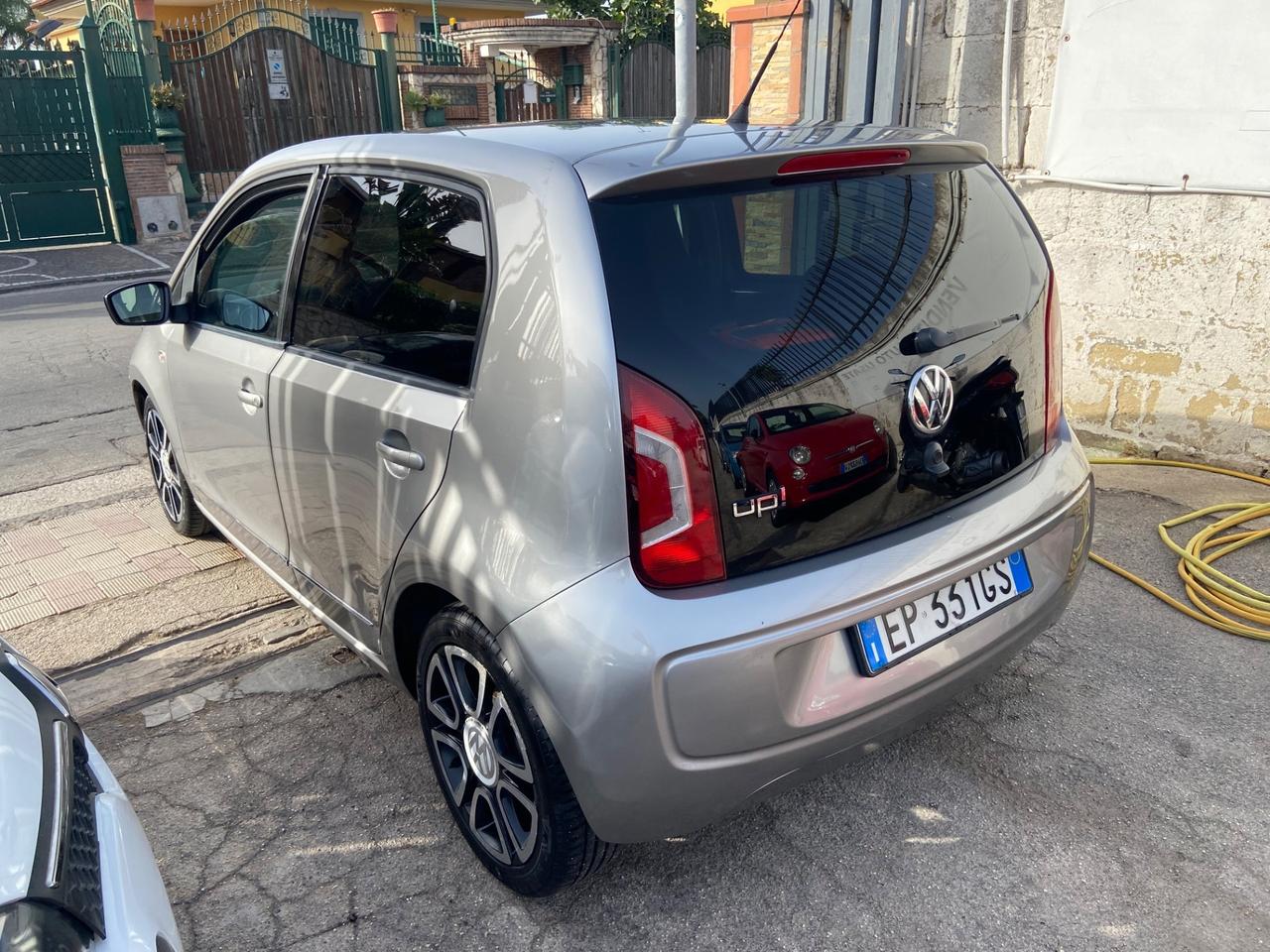 Volkswagen up! 1.0 75 CV 5p. high