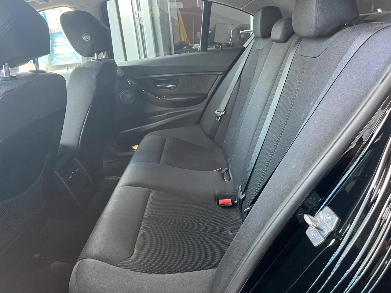 Bmw 320 320d 2.0 184cv Berlina Luxury