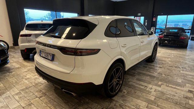 PORSCHE Cayenne 3.0 V6