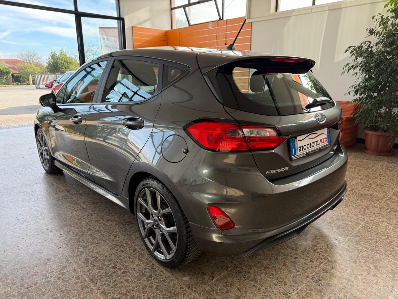 Ford Fiesta 1.0 Ecoboost Hybrid 125 CV 5 porte ST-Line