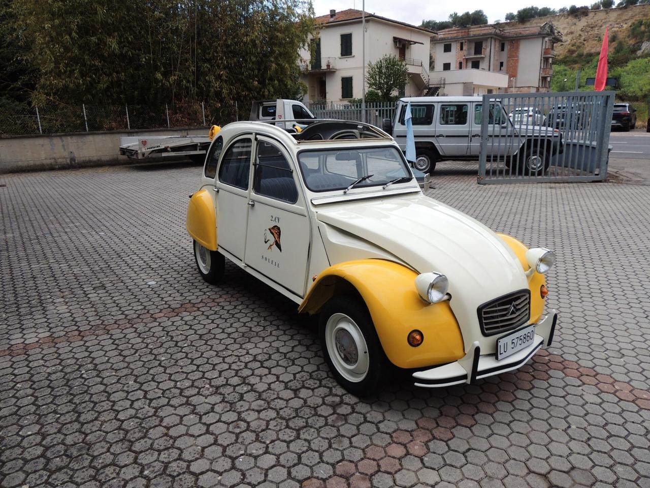 Citroen 2CV 6 Soleil