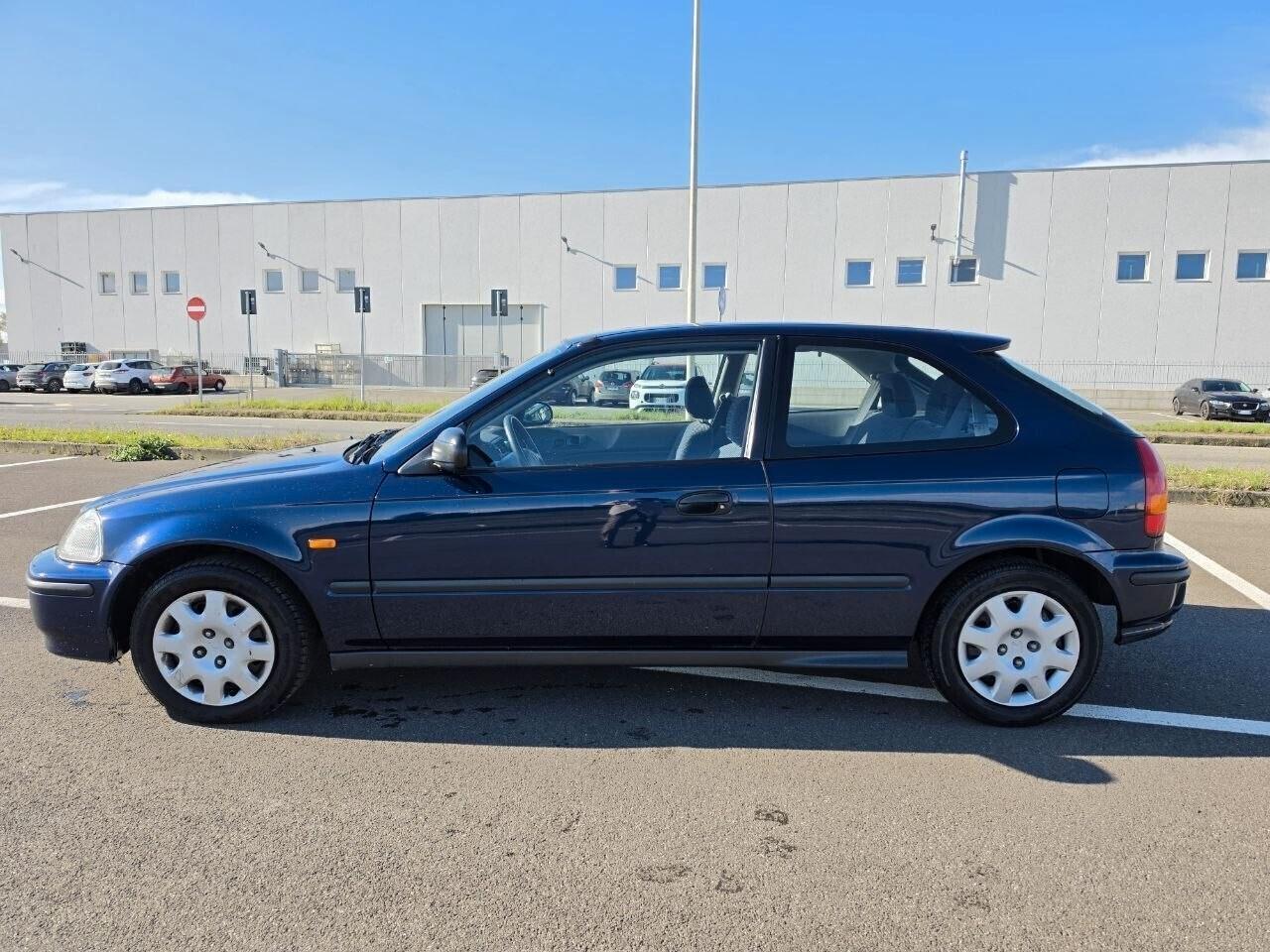 Honda Civic 1.5i 16V V-TEC