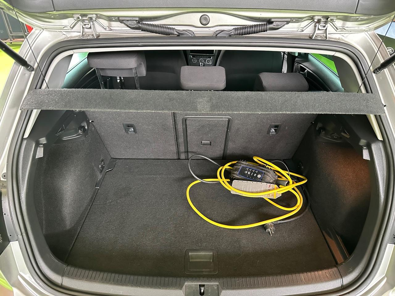 Volkswagen Golf e-Golf 136 CV full elettric
