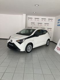 Toyota Aygo Connect 1.0 VVT-i 72 CV 5 porte x-play