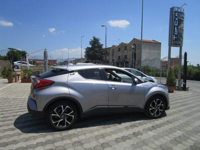 TOYOTA C-HR Toyota C-HR 1.8 HYBRID E-CVT TREND