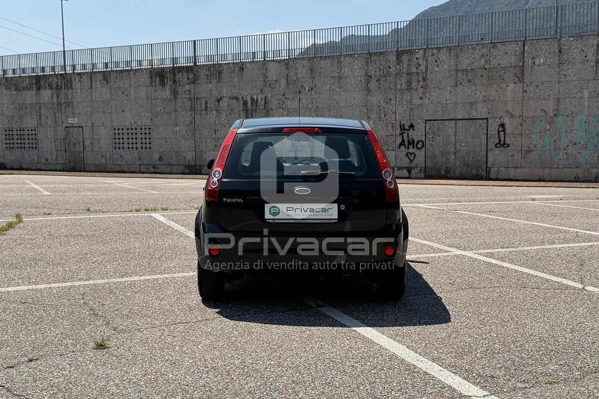 FORD Fiesta 1.2 16V 5p. Ghia