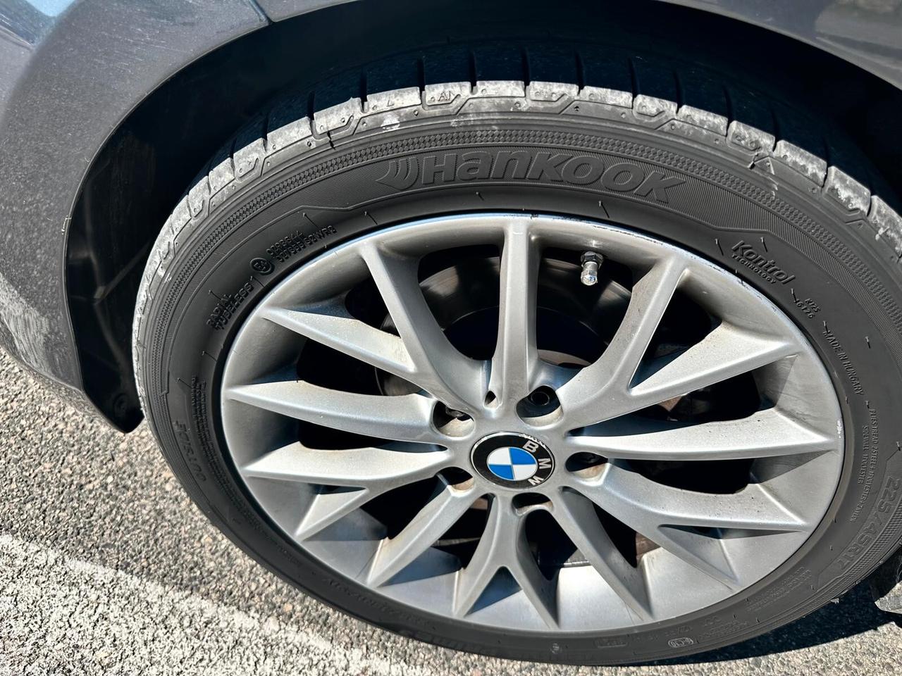 BMW Serie I (F20) 116d URBAN
