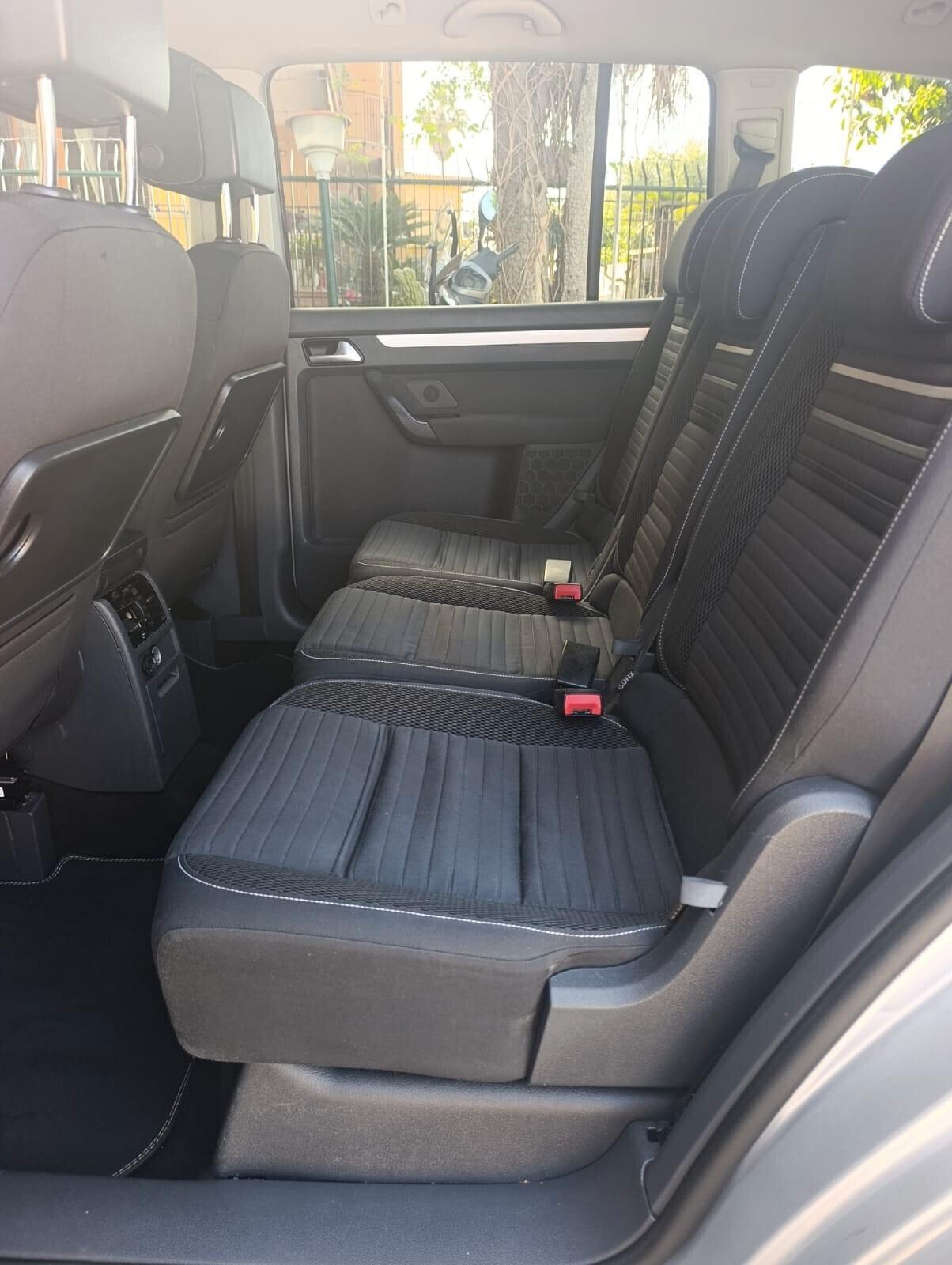 Volkswagen Touran 1.6 TDI Comfortline 2016