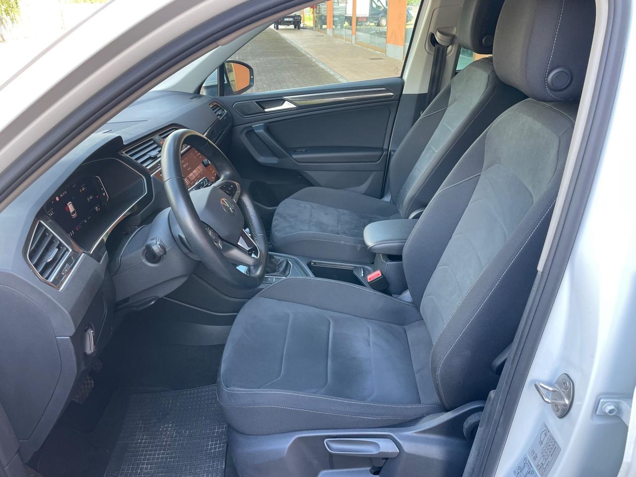 Volkswagen Tiguan 2.0 TDI 150 CV SCR DSG Elegance