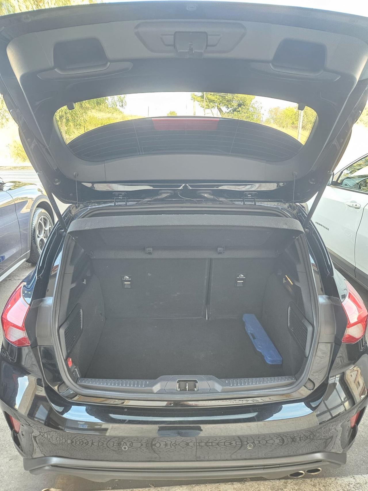 Ford Focus 1.5TDCi 120cv STLine TETTO Automatica
