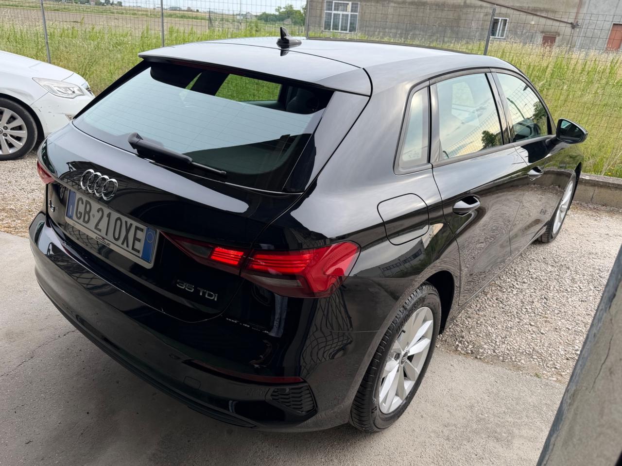 Audi A3 Sedan 35 TDI S tronic