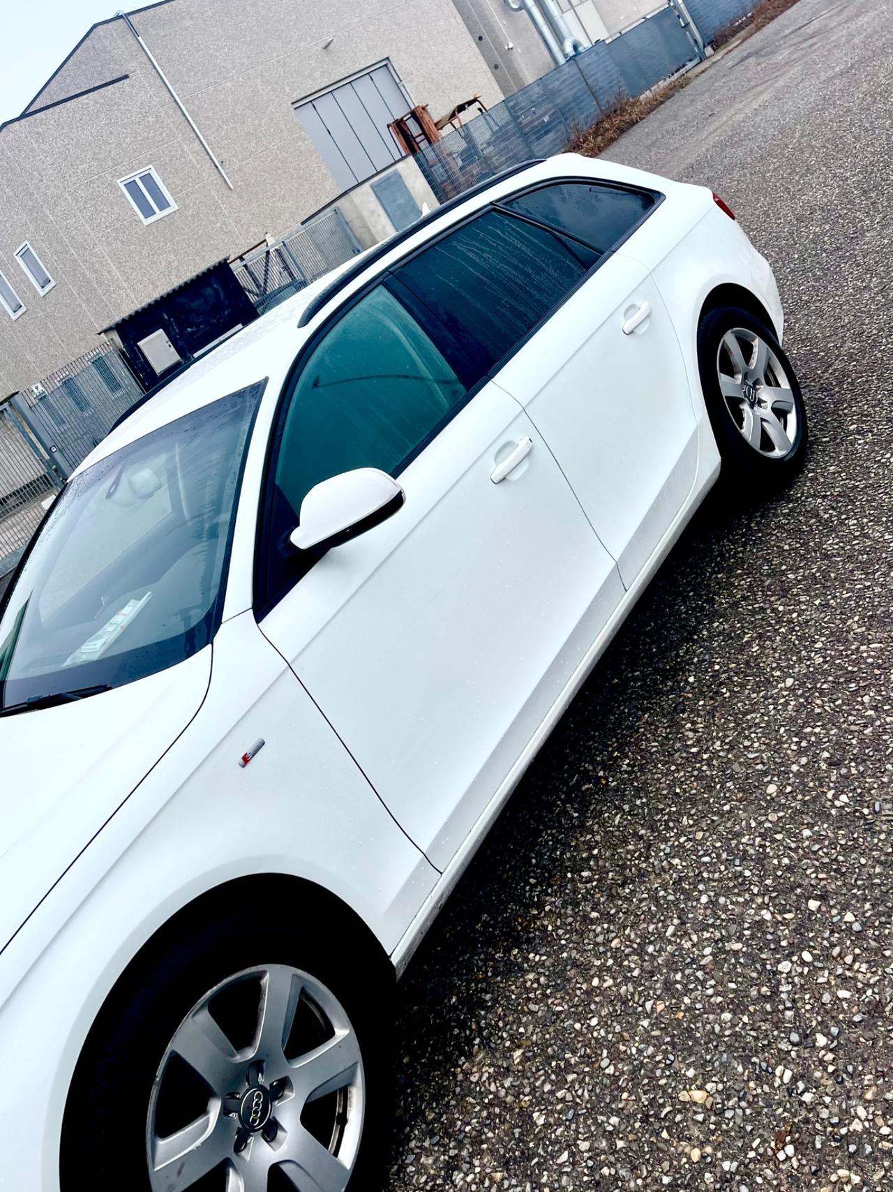 Audi A4 2.0 TDI 177 CV mult. Ambiente