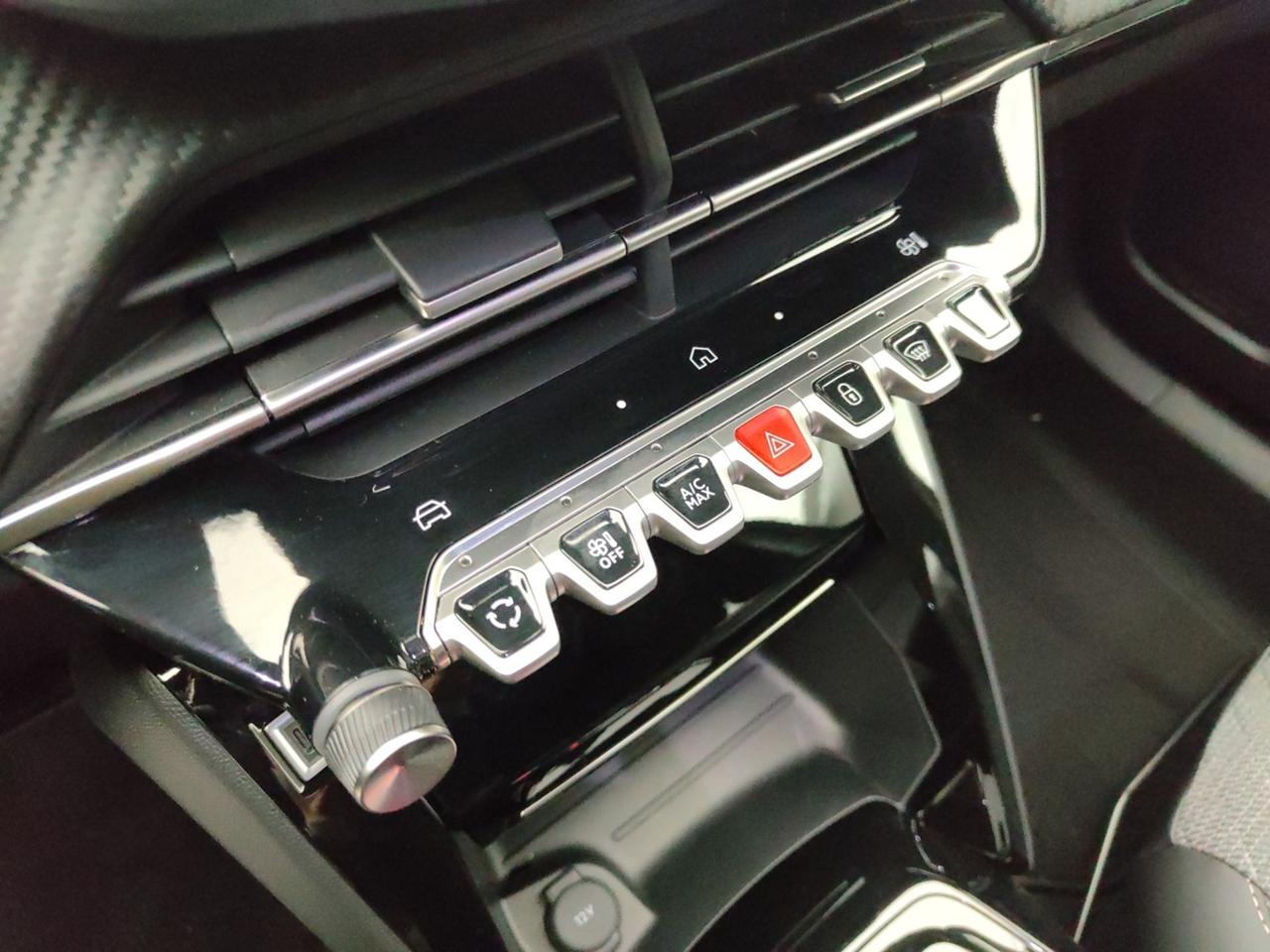 PEUGEOT 2008 II 2020 1.2 PURETECH 130CV ALLURE EAT8