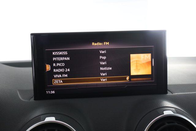 AUDI Q2 Q2 35 TDI S tronic Identity Black