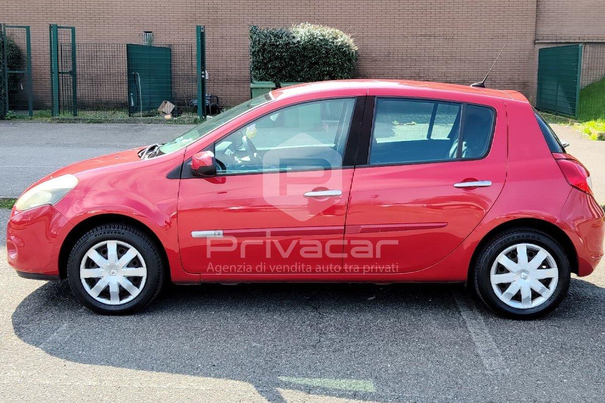 RENAULT Clio 1.2 16V 5 porte Dynamique