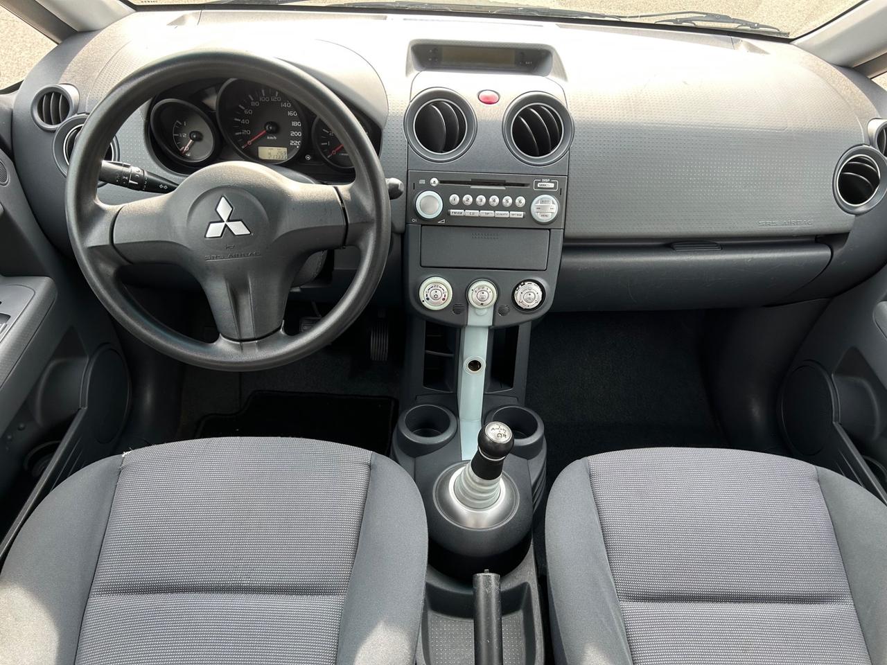Mitsubishi Colt 1.3 16V 5p. CAMBIO AUTOMATICO