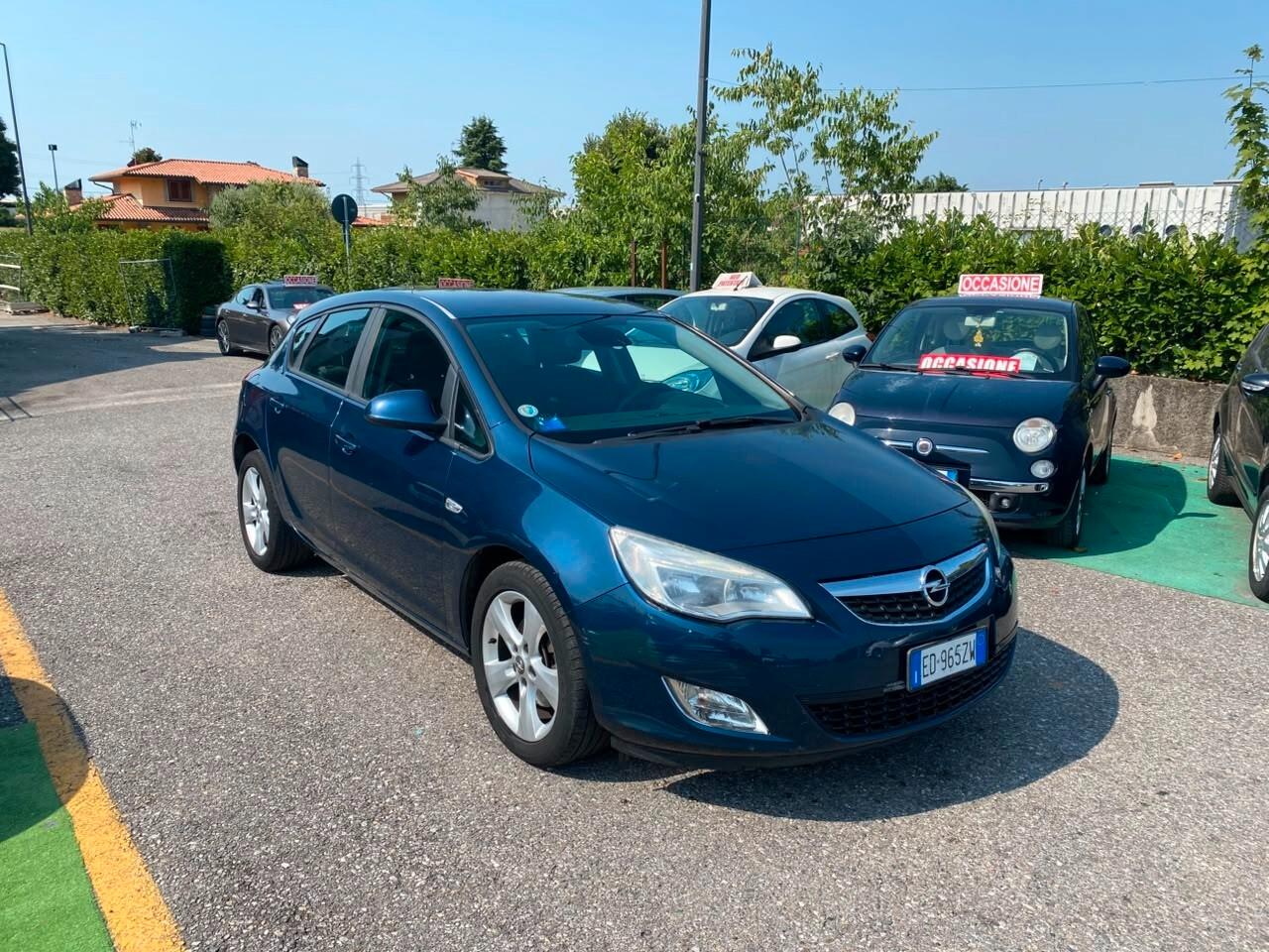 Opel Astra 1.7 CDTI 110CV Station Wagon Cosmo