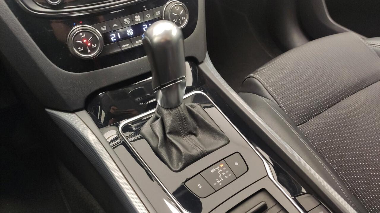 Peugeot 508 BlueHDi 180 EAT6 S&S Feline