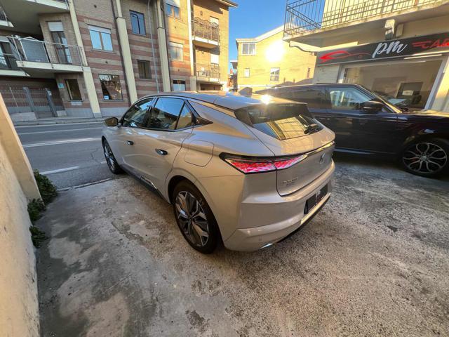 DS AUTOMOBILES DS 4 E-Tense 225 Cross Trocadero