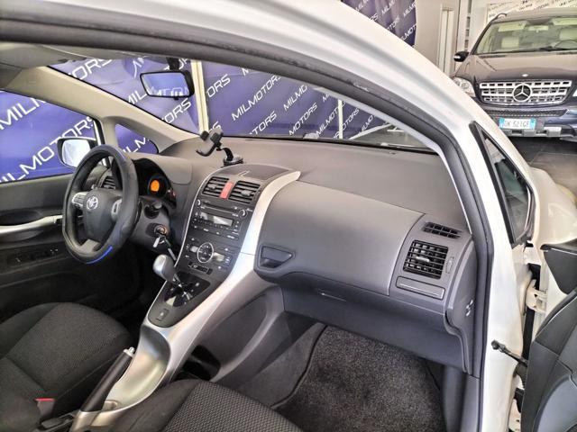 TOYOTA Auris 1.4 D-4D 5 porte
