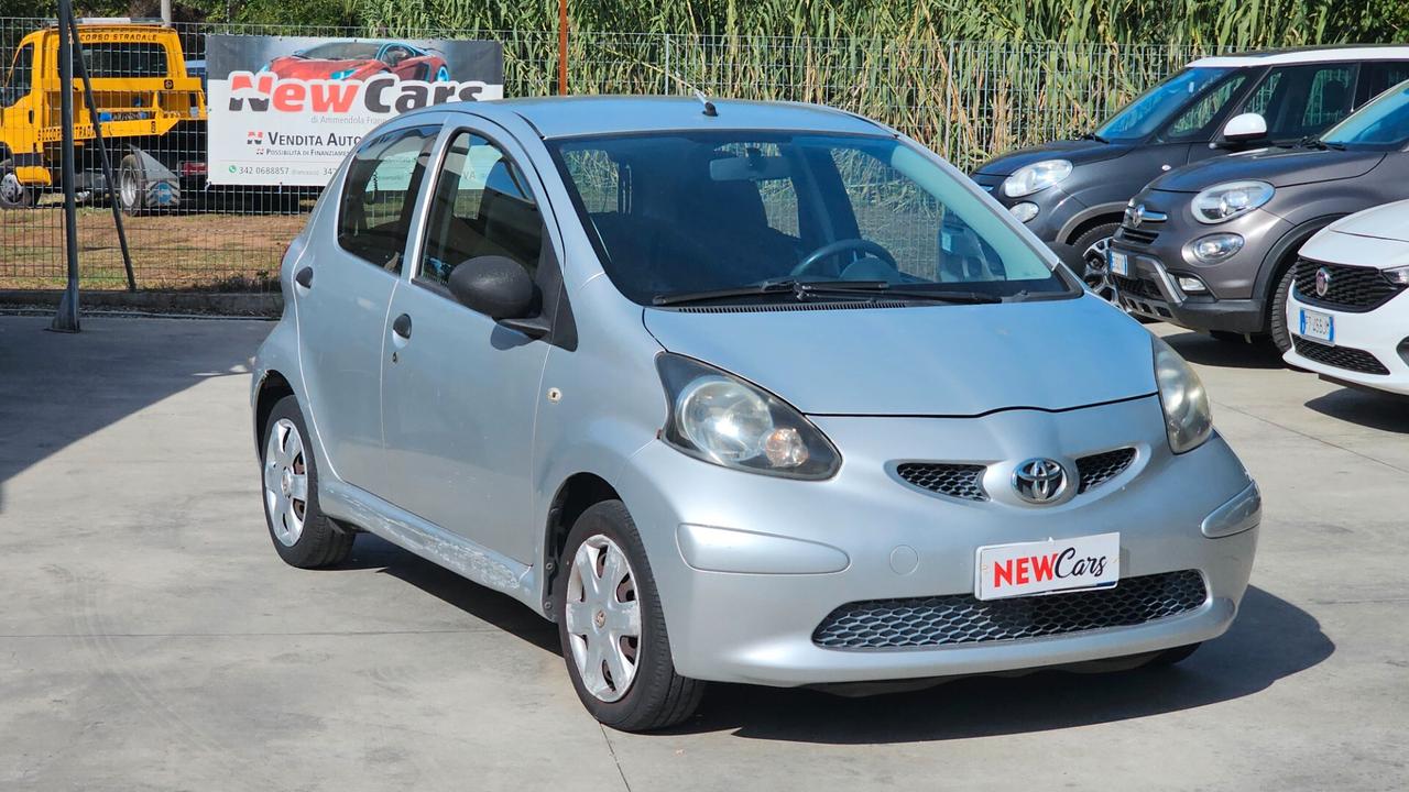 Toyota Aygo 1.0 12V VVT-i 5 porte