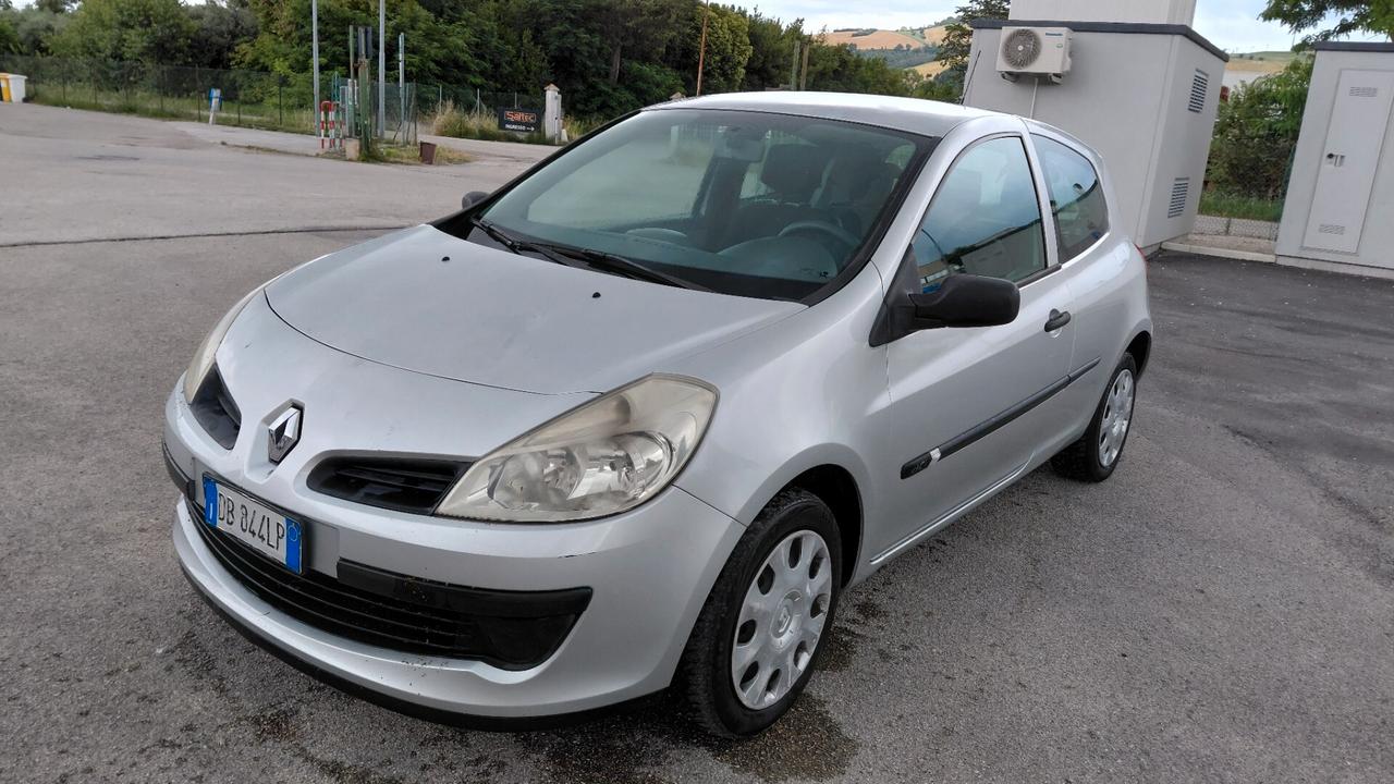 Renault Clio Storia 1.5 dCi 65CV 3 porte Dynamique