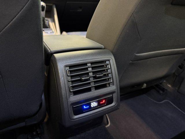 VOLKSWAGEN Golf 1.5 TSI Life NEOPATENTATI LED ACC DAB+