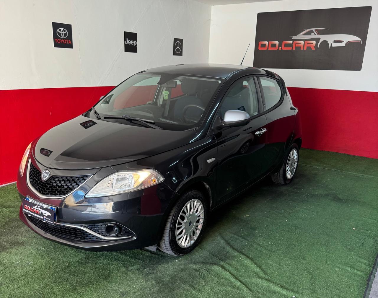 Lancia Ypsilon 1.2 69 CV 5 porte 130000 Chilometri