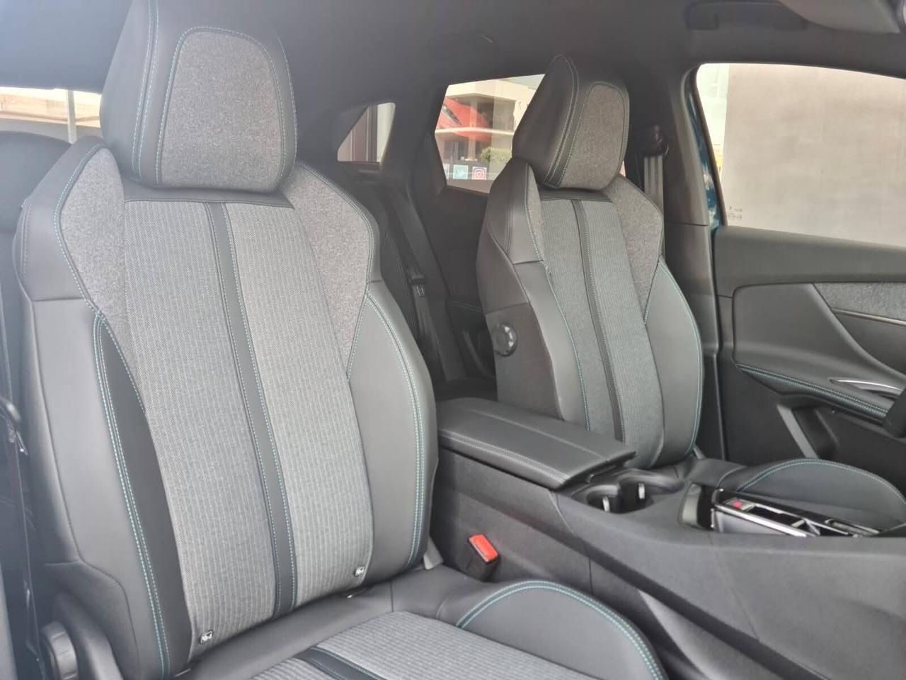 Peugeot 3008 BlueHDi 130 S&S EAT8 Allure Pack