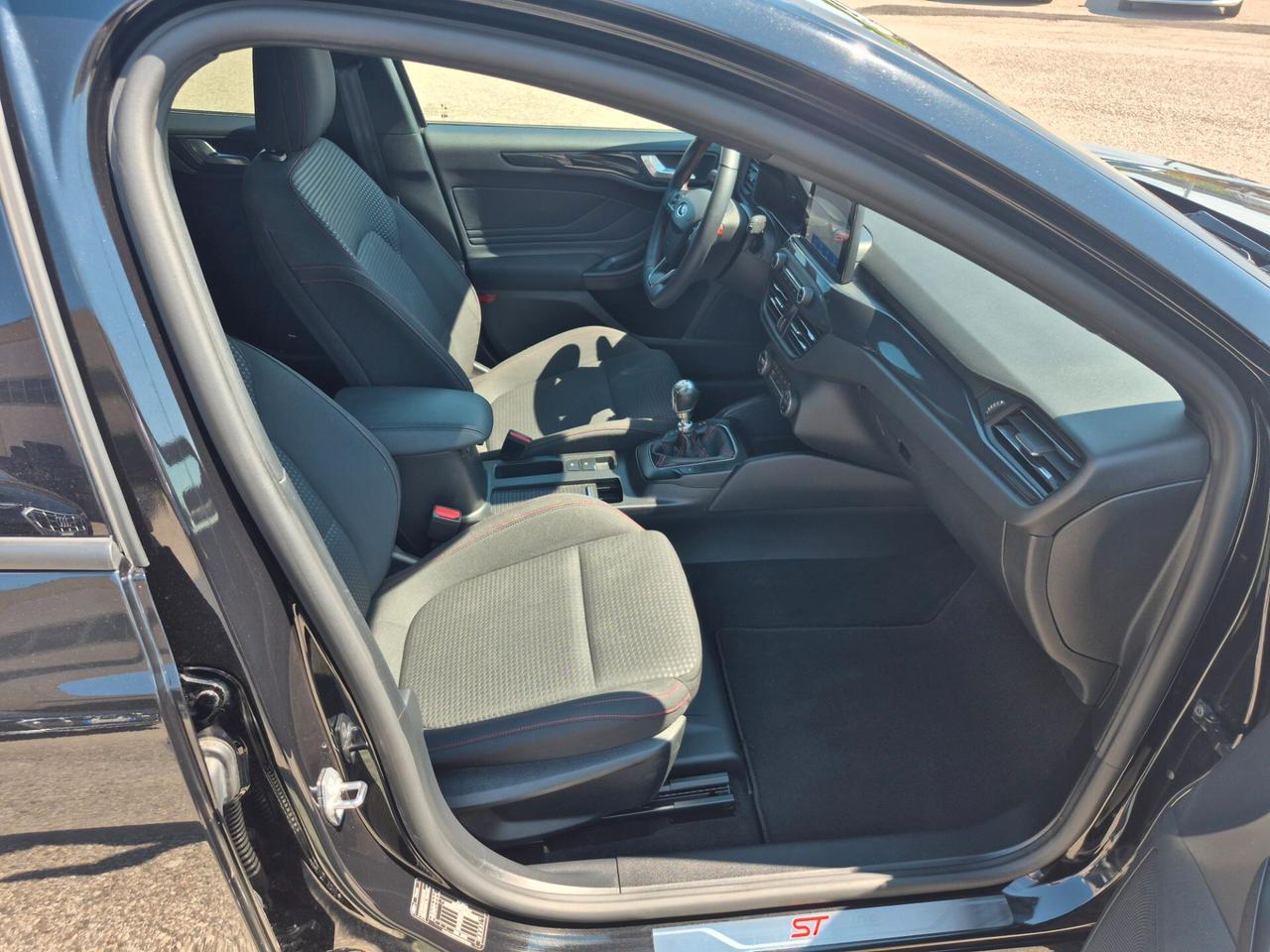 Ford Focus 1.0 EcoBoost Hybrid 125 CV 5p. ST-Line
