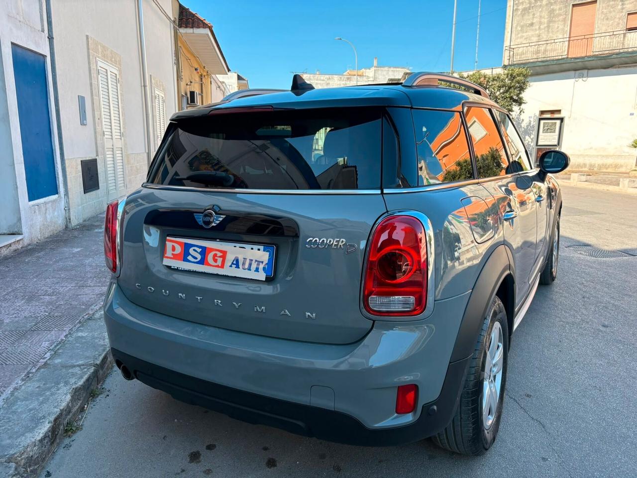 MINI COUNTRYMAN COOPER D APRILE 2017 DOPPIO TETTO FULL 118000KM