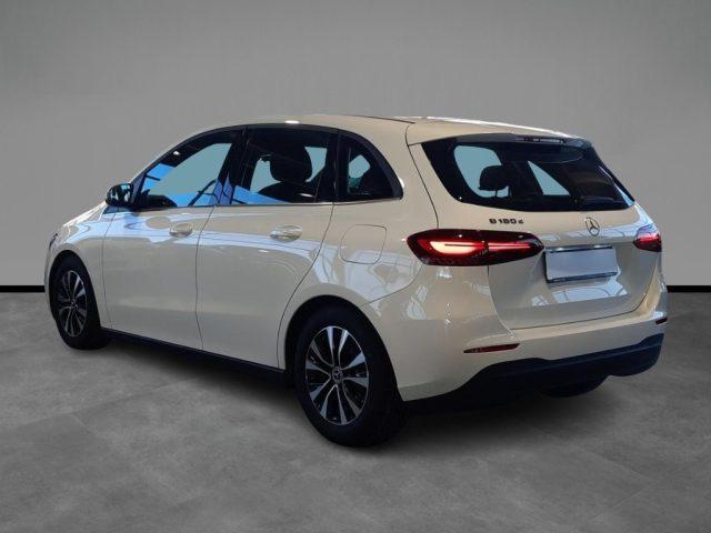 MERCEDES-BENZ B 180 d Automatic Executive