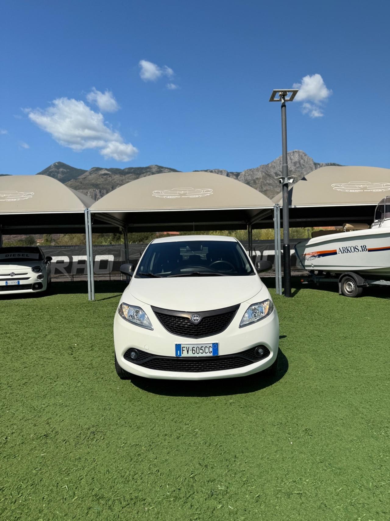 Lancia Ypsilon 1.2 69 CV 23Mila Km CERTIFICATI