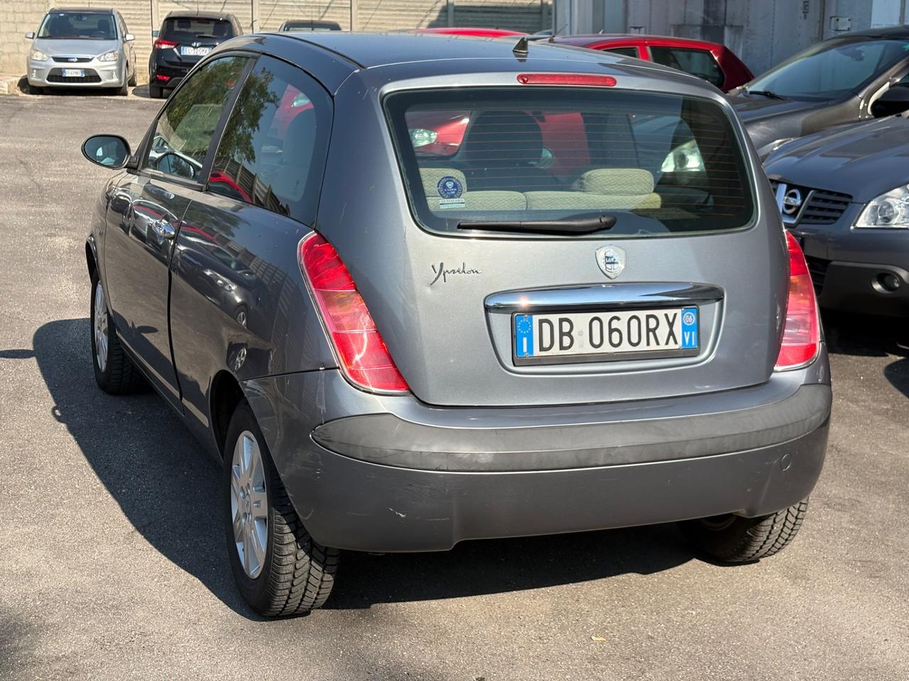 Lancia Ypsilon 1.2 Oro Bianco