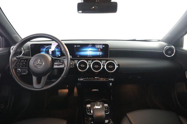 MERCEDES-BENZ A 180 A 180 d Automatic Business Extra