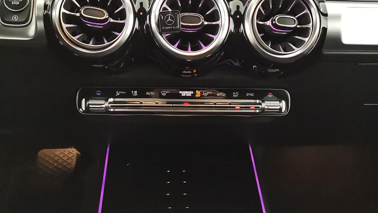 Mercedes-Benz GLB - X247 2019 - GLB 200 d Sport Plus auto