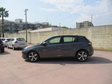 Peugeot 308 BlueHDi 100 S&S Active