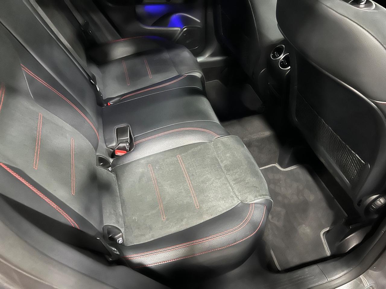 Mercedes Benz GLA 200d Aut. Premium AMG 150 cv